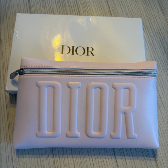 Dior Pink Trousse Pouch, VIP GWP Novelty Item Compliments of Dior - Picture 2 of 7